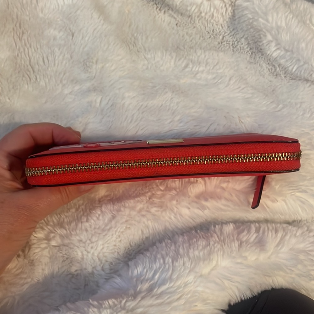 Kate Spade Take the Cake Wallet Coral Leather Zip - Picture 7 of 9